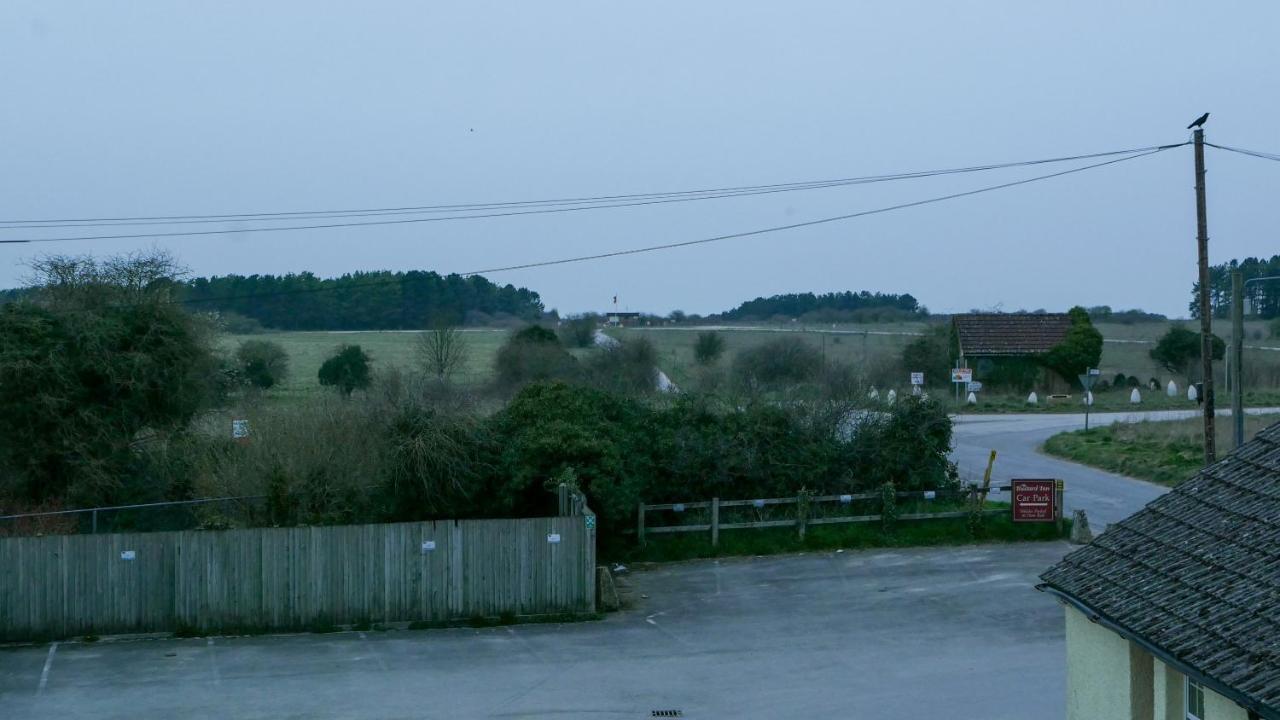 The Bustard Apartment Salisbury Bagian luar foto